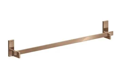 Badetuchhalter aus glänzendem Red Gold, mit rechteckiger Form und eckigen Halterungen. Das Produkt ist von der Marke AXOR.